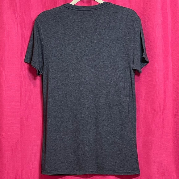 AMERICAN EAGLE GRAPHIC TEE SIZE S - Picture 6 of 8